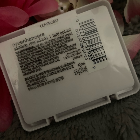 ⚜️3/$25⚜️💋COVERGIRL EYE ENHANCERS 4 KIT -NATURAL NUDES💋 - Picture 7 of 7
